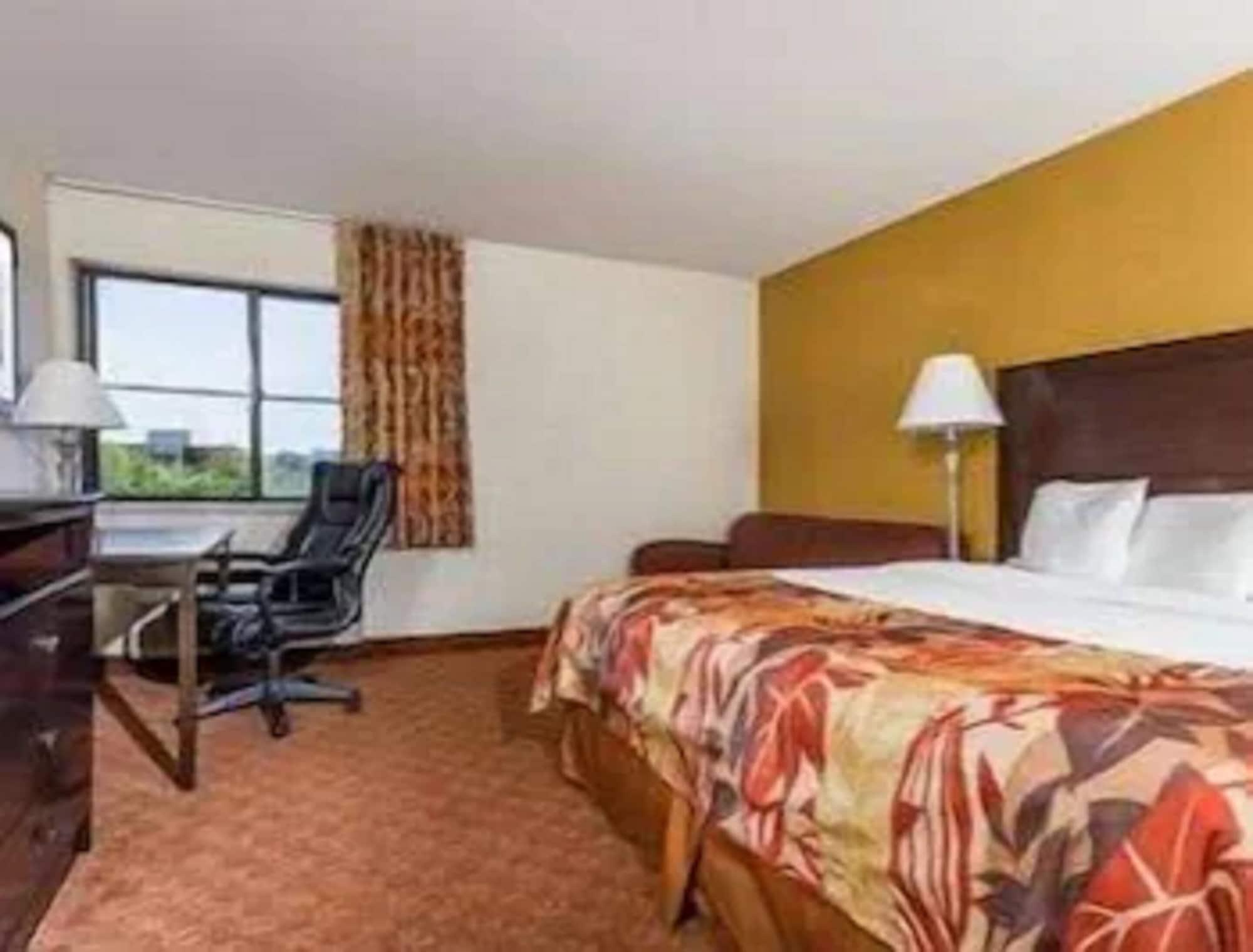 ברנטווד Comfort Inn & Suites מראה חיצוני תמונה