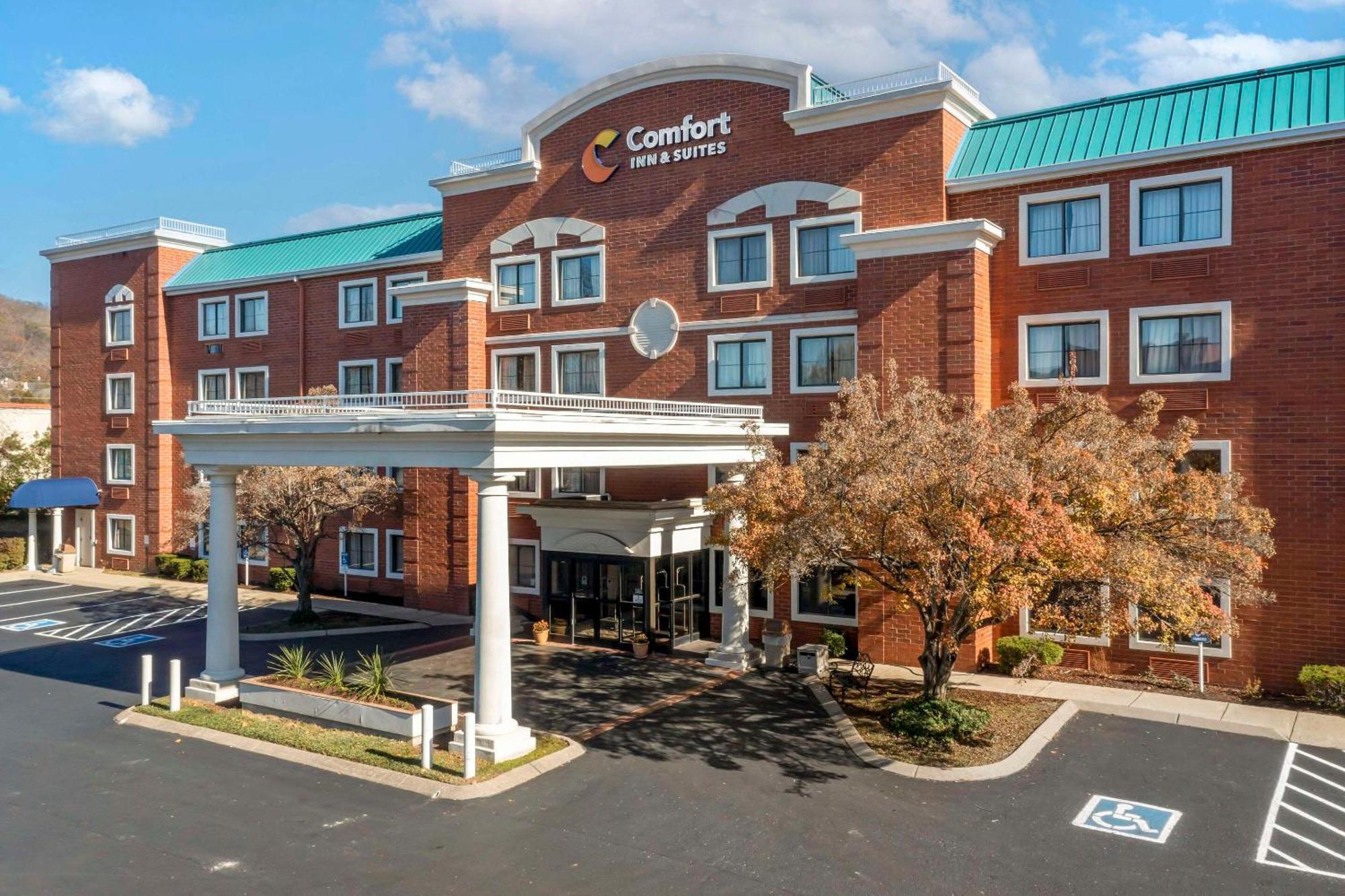 ברנטווד Comfort Inn & Suites מראה חיצוני תמונה