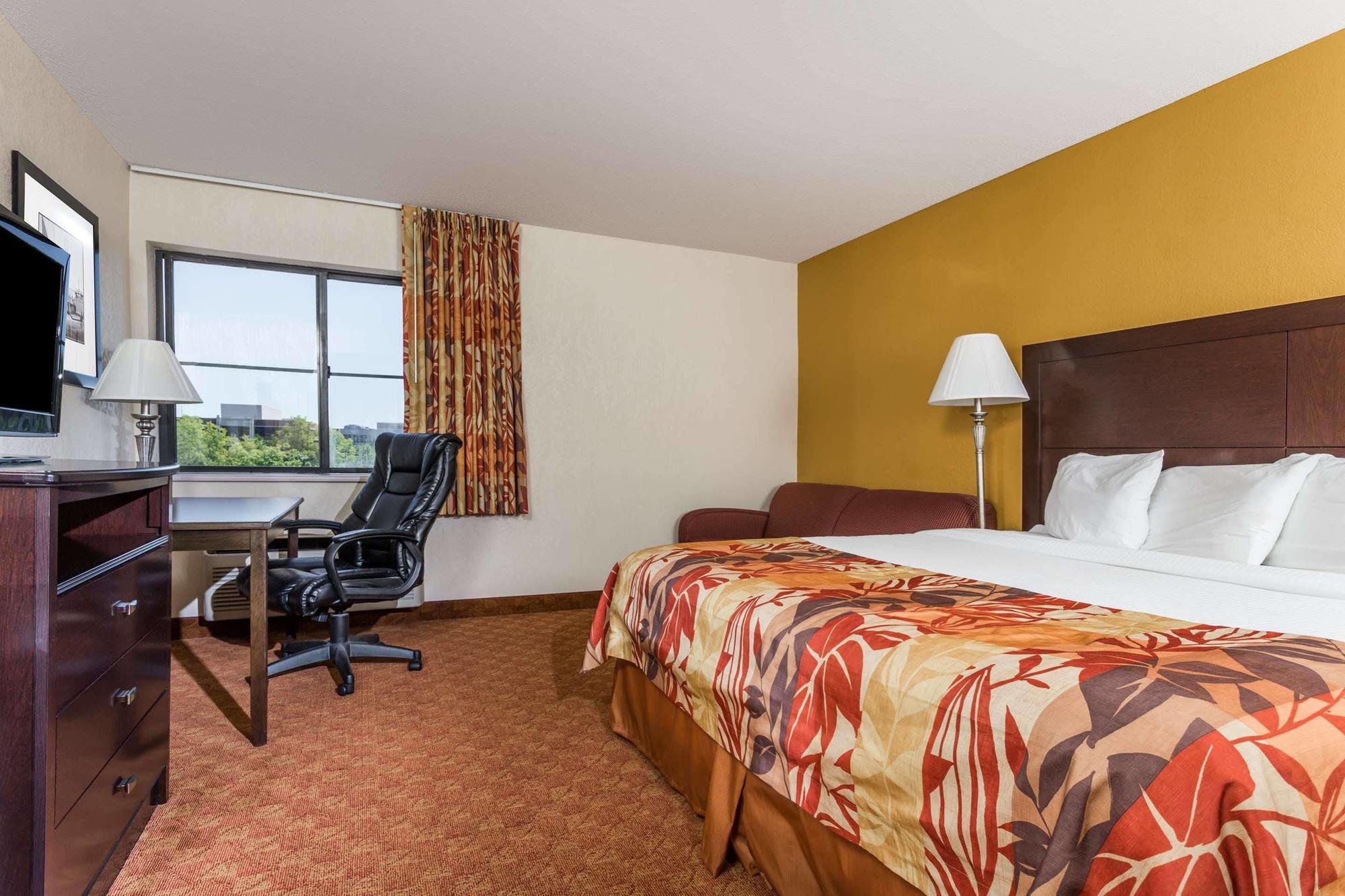 ברנטווד Comfort Inn & Suites מראה חיצוני תמונה